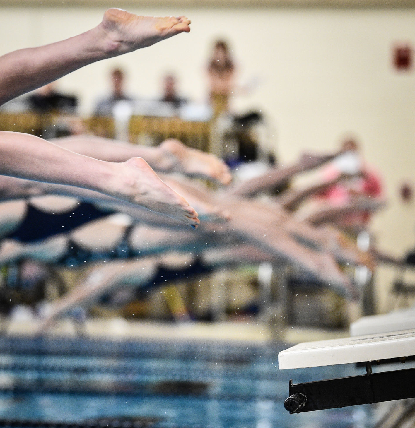 100819-qct-spt-bett-pv-swimming-017a.JPG